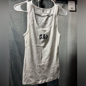 Women’s gap tank top